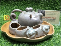 Art teapot